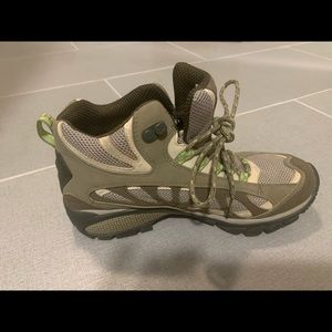 Merrill hiking boots